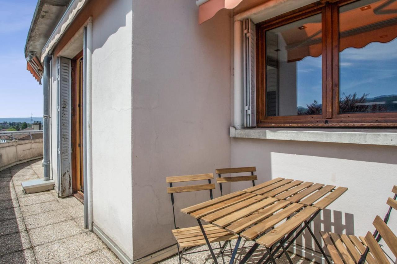Ferienwohnung Modern 1Br With Terrace And A Breathtaking View In Annecy Exterior foto