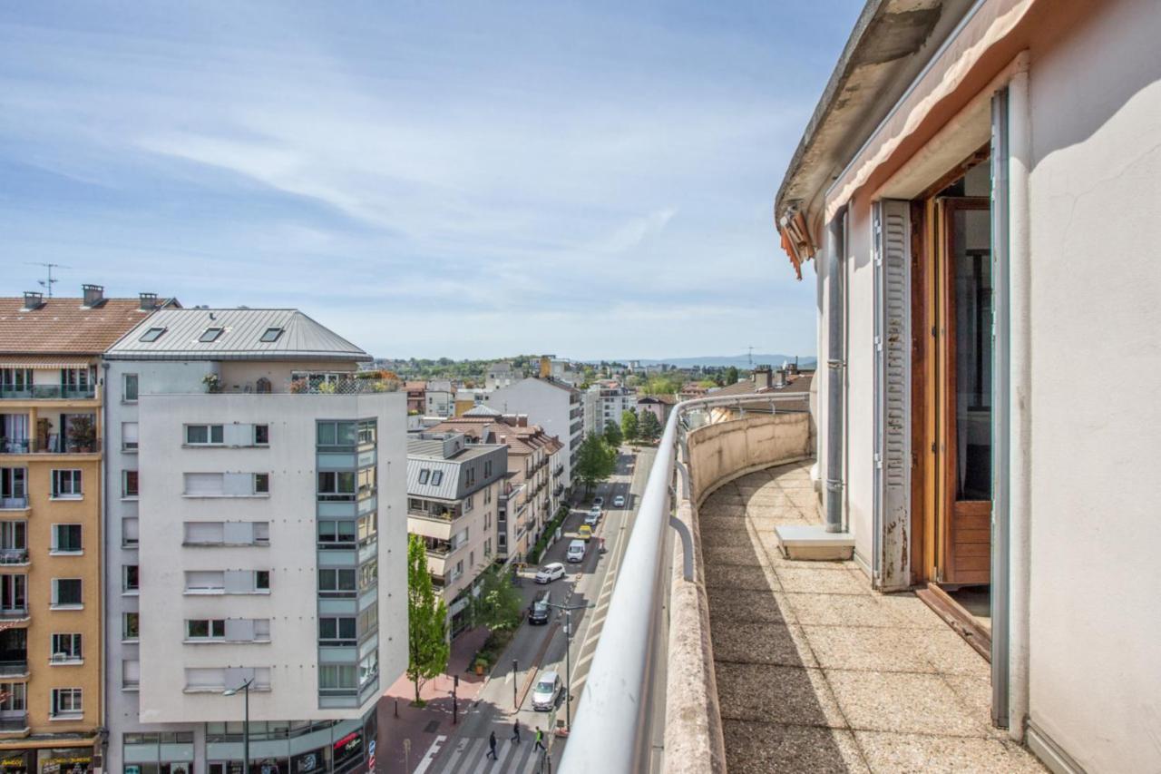 Ferienwohnung Modern 1Br With Terrace And A Breathtaking View In Annecy Exterior foto